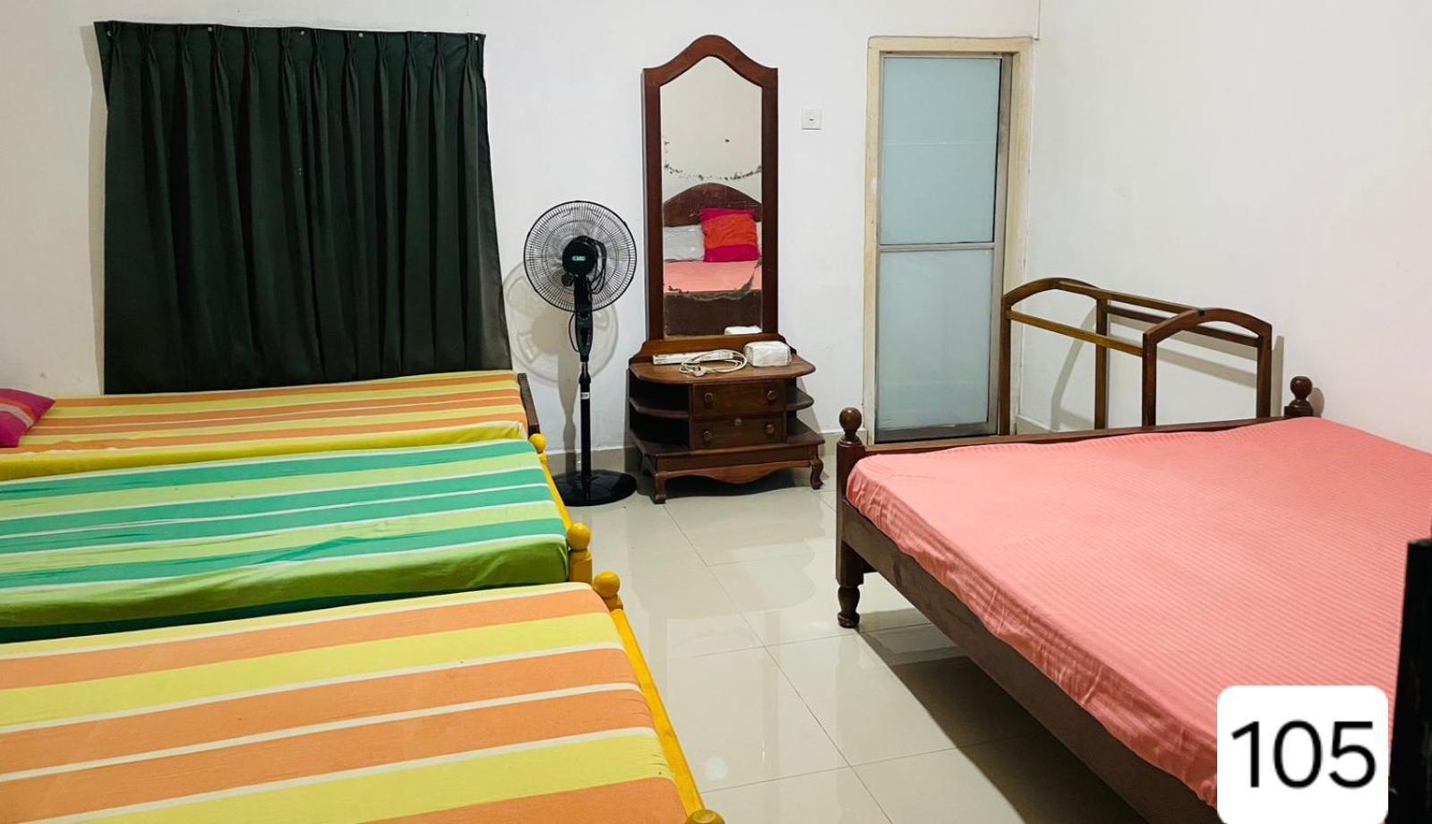 Sky Beam Hotel Kandy Ruang foto